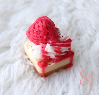 Strawberries & Cream Dessert Candle Wax
