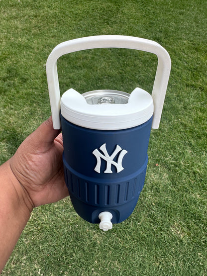 Yankees can holder